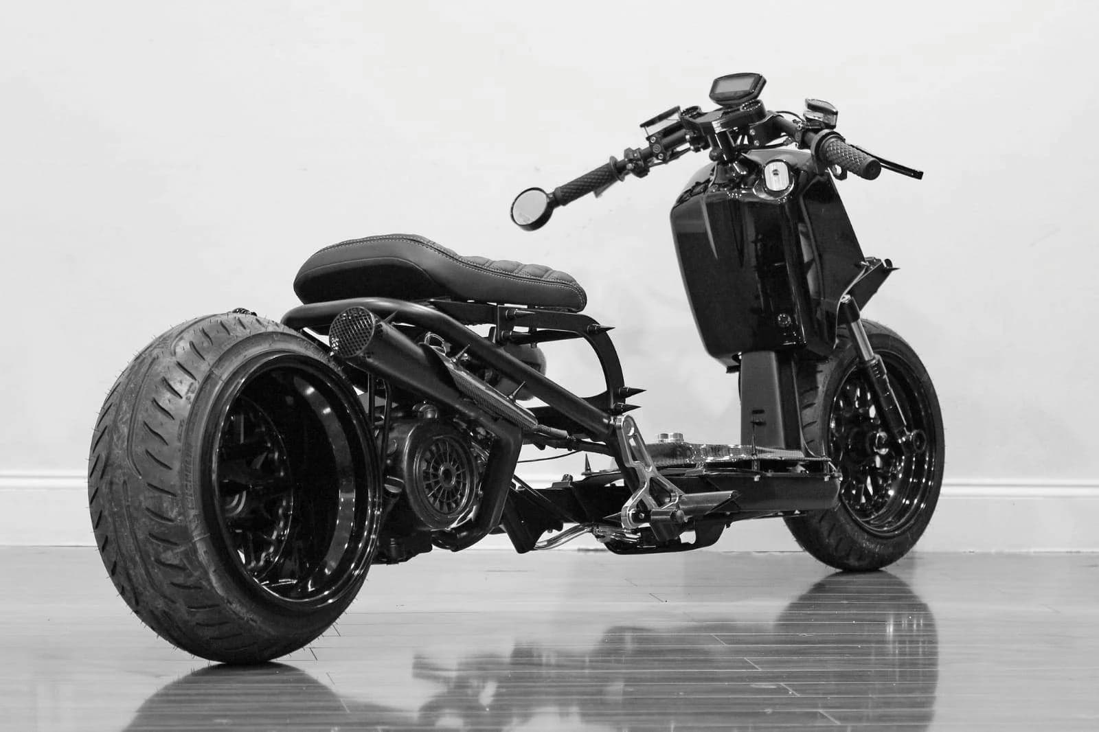 Luxury Motorcycle Collection: The Collector Motorcycle Guide for Rare Two-Wheel Machines